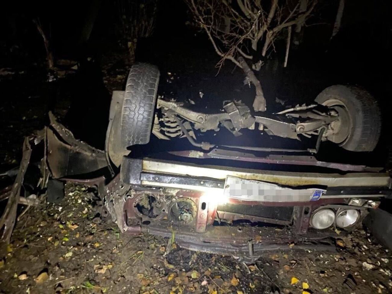 Обстрел повредил линию электропередач, здания и автомобили
