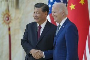 Байден и Си Цзиньпин согласились, что ядерная война никогда не должна вестись и что ее нельзя выиграть, отметили в Белом доме