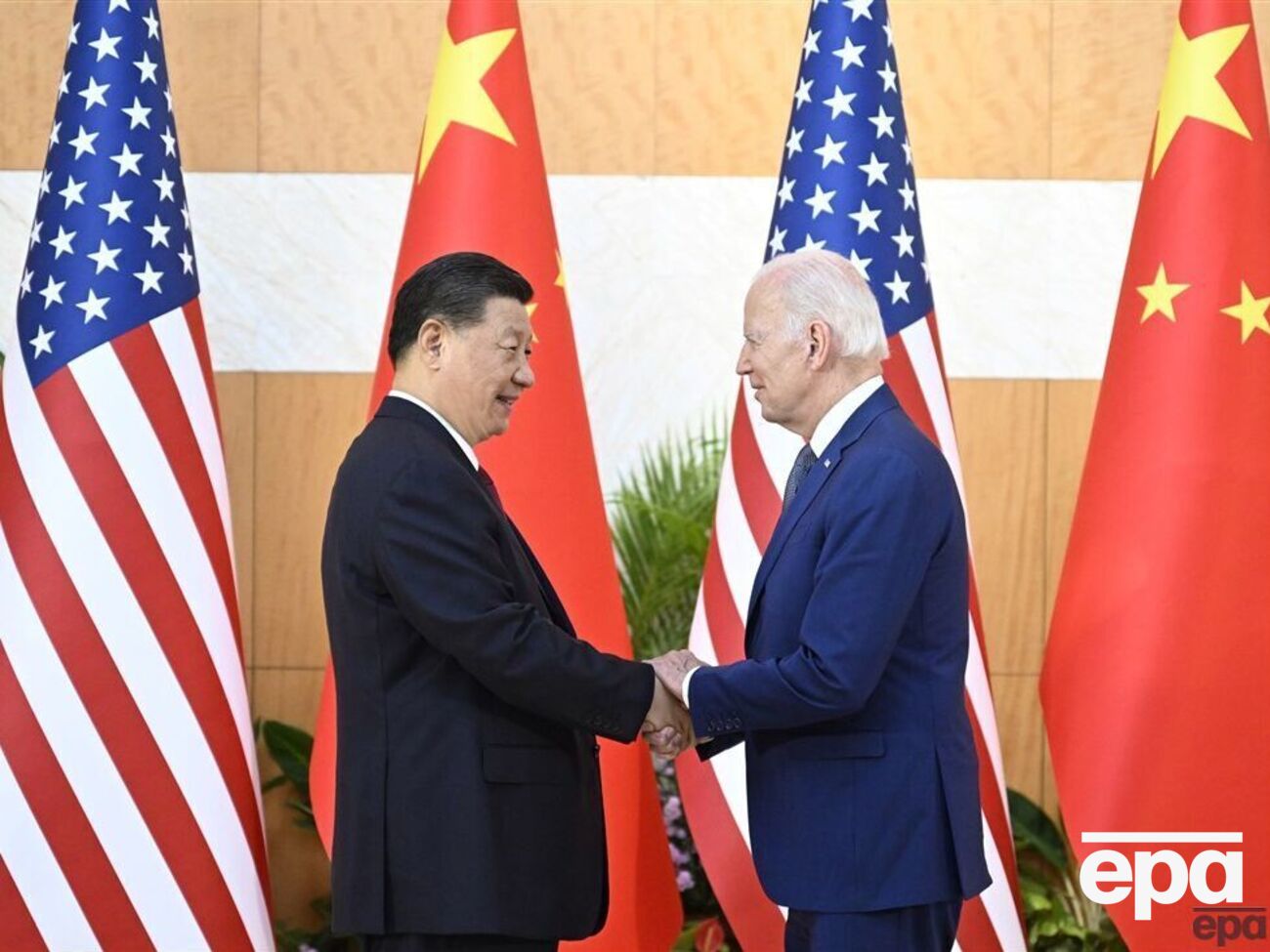 Между США и КНР должен быть "тон диалога, а не конфронтации", заявил Си&nbsp;Цзиньпин