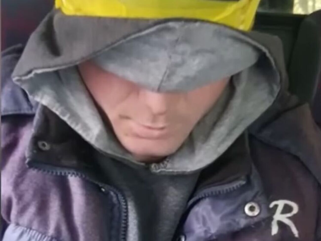 После разговора с сотрудниками СБУ оккупант признался, что является профессиональным военным РФ, отметили в спецслужбе