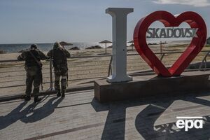 Скадовськ поки що далеко від лінії деокупації, його загарбники вважають безпечнішим місцем