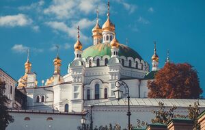 СБУ расследует инцидент с песнями о "пробуждении матушки-Руси" в Киево-Печерской лавре