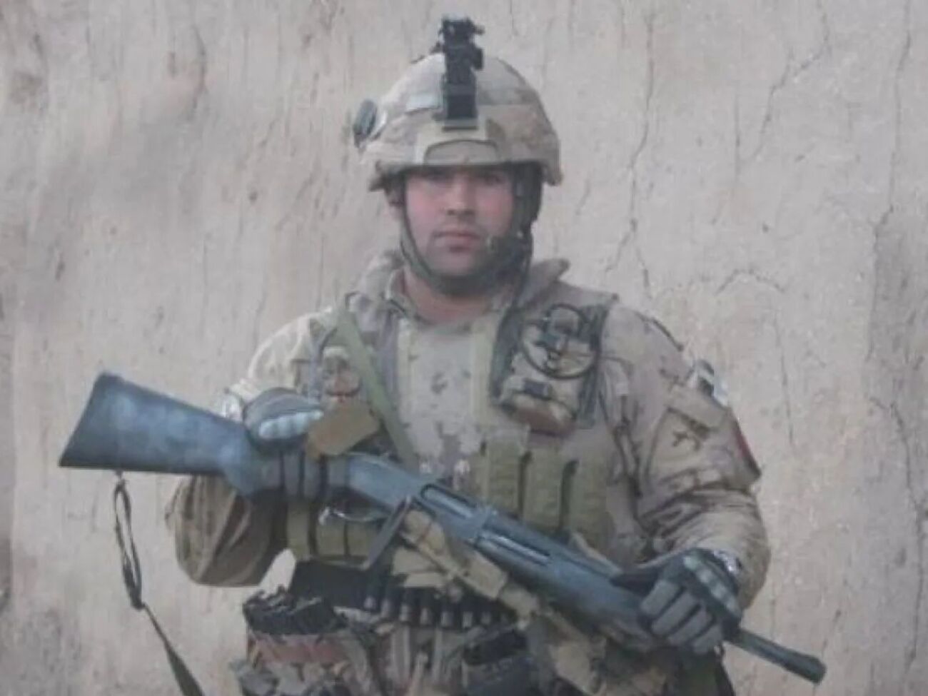 До України Гільдебрант двічі служив в Афганістані