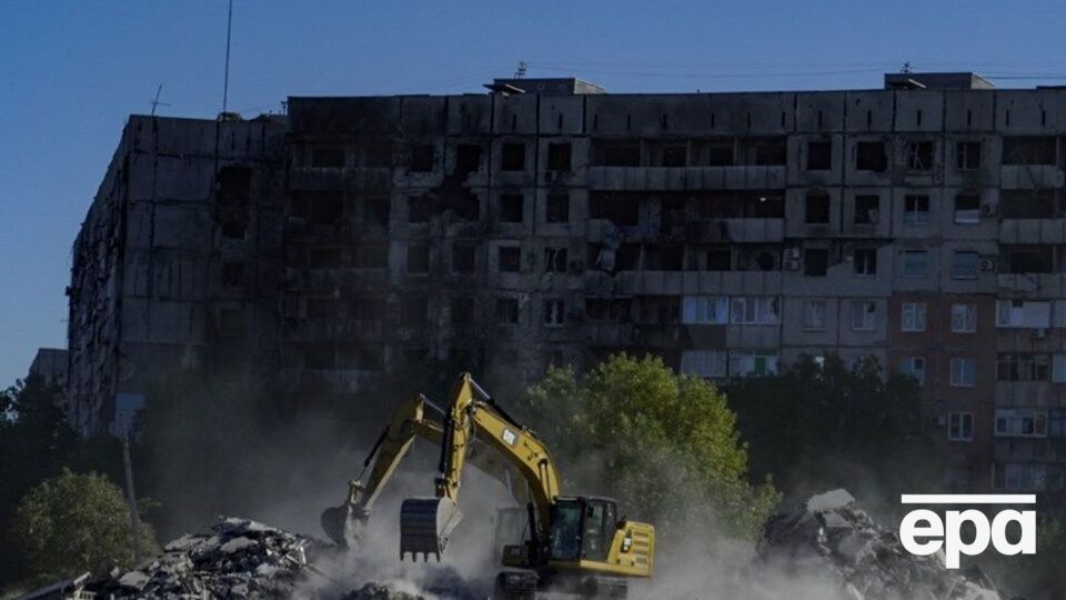 В Мариуполе продолжается снос жилых домов