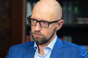 Яценюк: Росія залишиться на карті. І треба готуватися, що нам доведеться жити під постійною загрозою цього пораненого, здичавілого, недогодованого, але з ядерною боєголовкою в руках, ведмедя