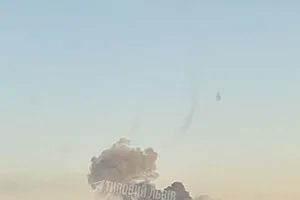 ЗМІ повідомляють про сім влучань