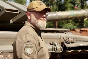 В Кривом Роге продолжается спасательная операция в шахте, почти всех работников уже вывели на поверхность, сообщил Вилкул