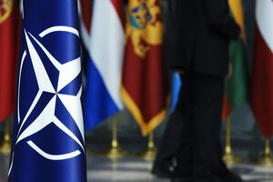 Керівництво НАТО вивчає повідомлення про інцидент у Польщі