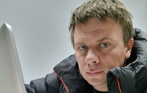 Комаров: Обстрелы жилых домов и энергетической инфраструктуры Украины – это война против самых незащищенных людей