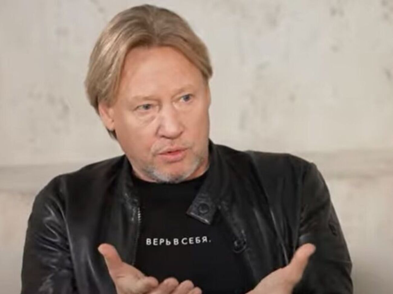 Дочь Харатьяна имеет гражданство Швеции и живет за границей