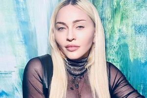 Мадонна: Вона горить