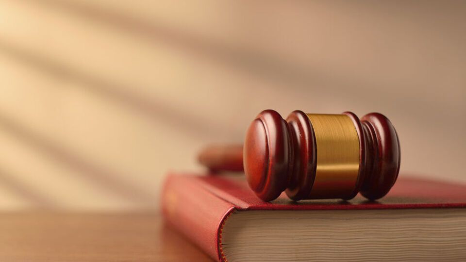 Суд наклав арешт на контрольні пакети акцій українських енергопідприємств