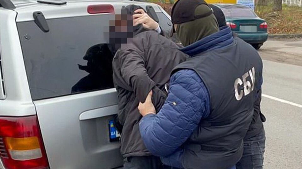 Затриманому оголосили про підозру в держзраді, суд його заарештував