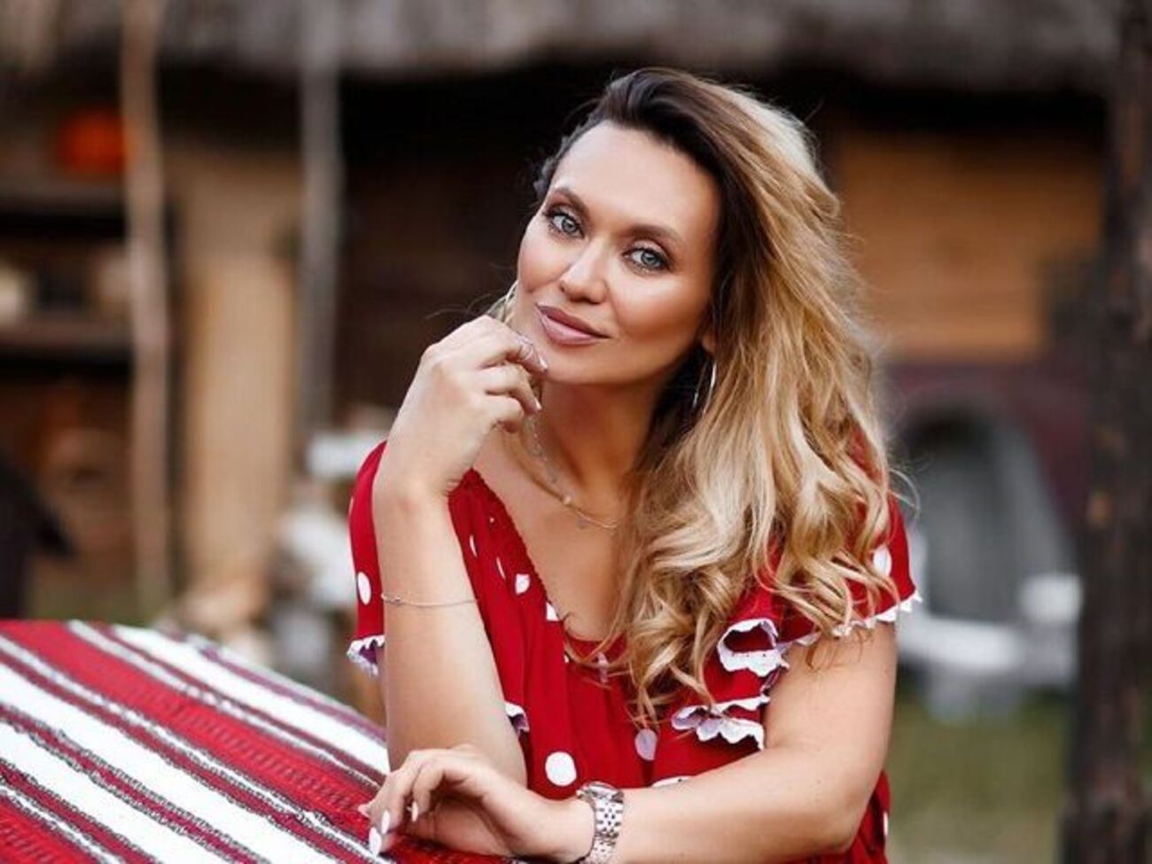 Саліванчук: Нашла фото зі школи