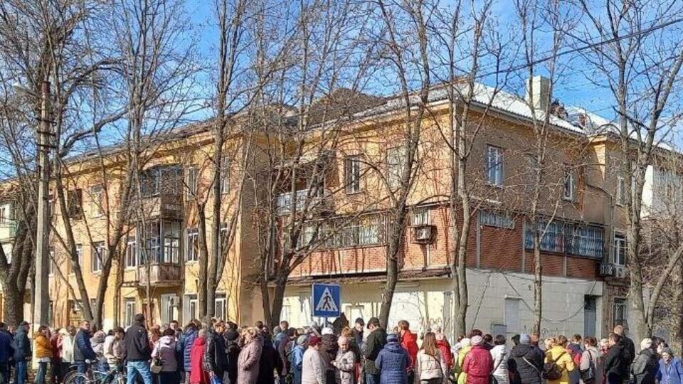 Частина маріупольців залишилася без світла через аварію