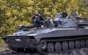 Украинские военные сдерживают наступление россиян на востоке