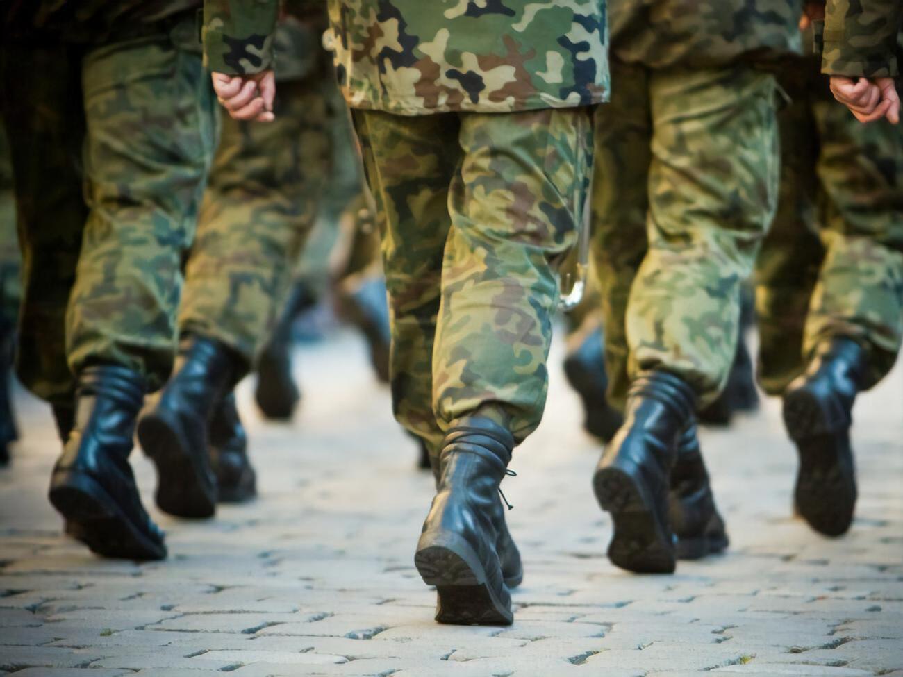 Россияне стали активно вербовать в ЧВК не только заключенных, но и работников заводов, сообщили в Генштабе ВСУ