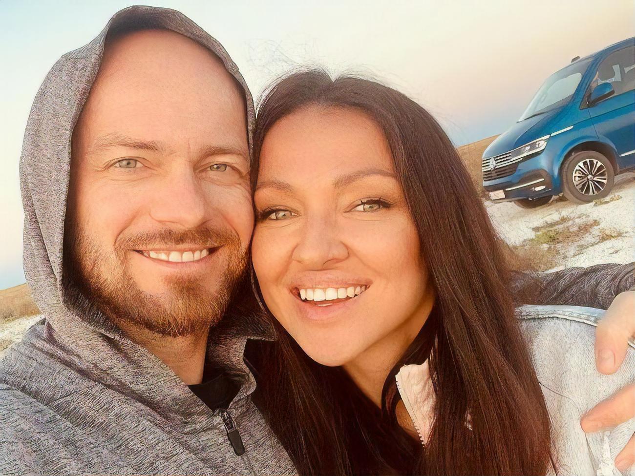 Яма одружився 2014 року після семи років стосунків