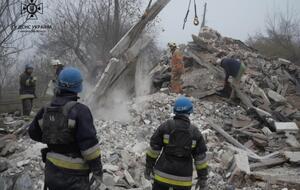 Рятувальники й далі розбирають завали у Вільнянську