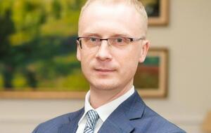 Ніколенко запропонував Сіярто самому подумати про відставку