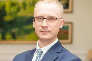 Ніколенко запропонував Сіярто самому подумати про відставку