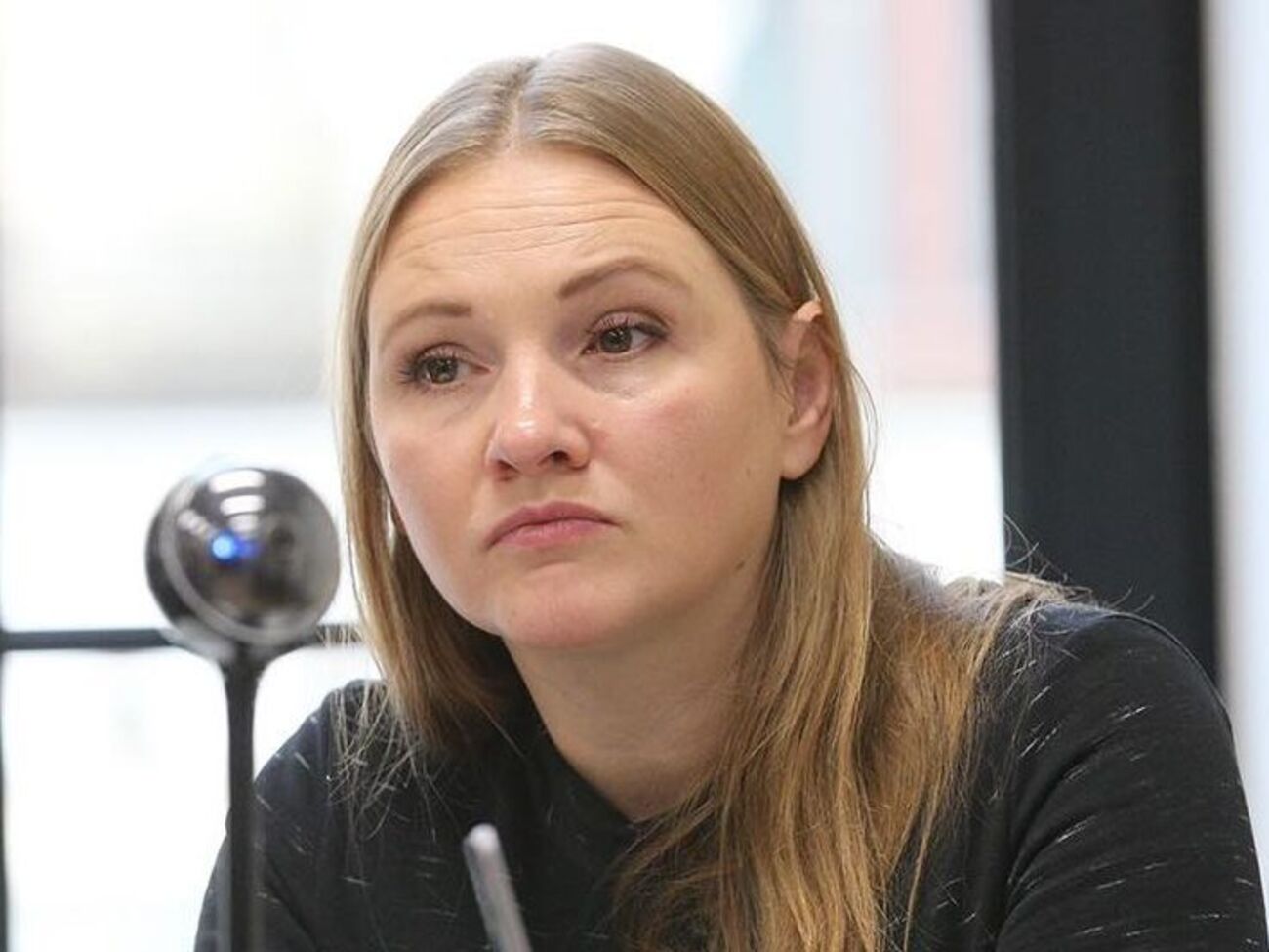 Впереди очень тяжелая зима. У всех будет постепенно срывать крышу. Чем меньше мы будем провоцировать друг друга, тем больше шансов у нас выжить