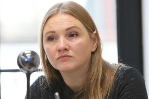 Впереди очень тяжелая зима. У всех будет постепенно срывать крышу. Чем меньше мы будем провоцировать друг друга, тем больше шансов у нас выжить