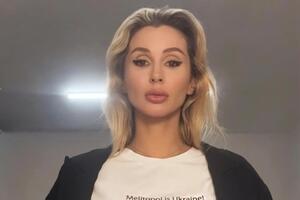 Loboda до полномасштабного вторжения РФ в Украину участвовала в многочисленных российских шоу и гастролировала по РФ с концертами