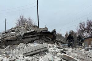 Російська ракета С-300 влучила у Вільнянську у двоповерховий житловий будинок, де мешкало три сім'ї