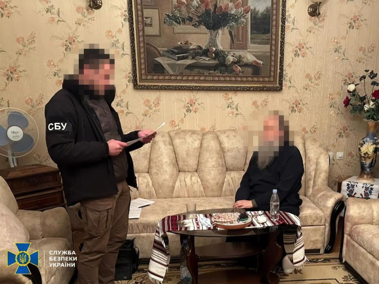Священнослужитель оправдывал вооруженную агрессию России, считают в СБУ