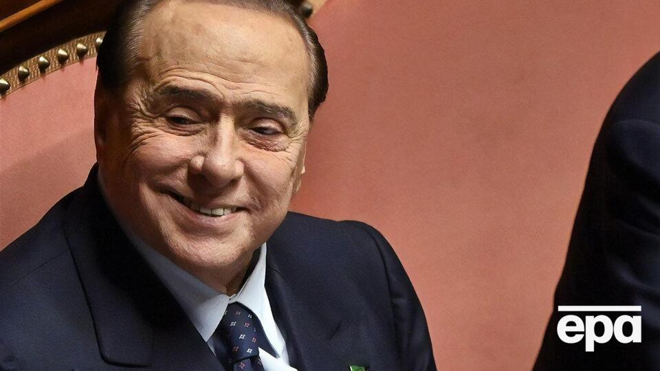 Берлусконі вважає, що може посадити Путіна за стіл переговорів до Різдва