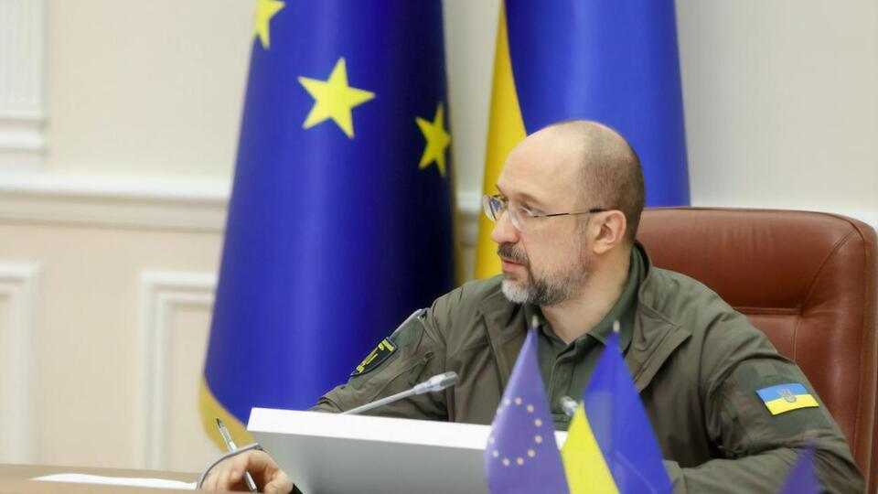 По словам Шмыгаля, макрофинансовая помощь является одной из составляющих финансирования бюджета Украины на следующий год