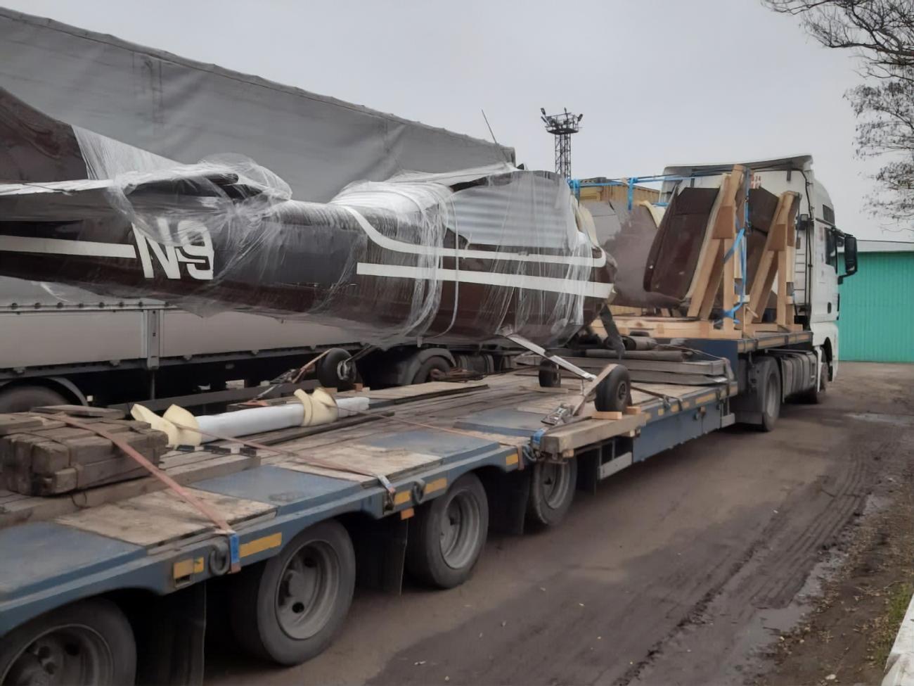 Українець мав вивезти літак три місяці тому, але не зробив цього вчасно, пояснили у митниці