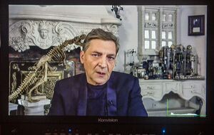 Невзоров не исключил, что русский язык станет одним из сотен языков в Китае
