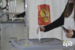 По данным следствия, подозреваемые организовывали псевдореферендумы и агитировали людей участвовать в них