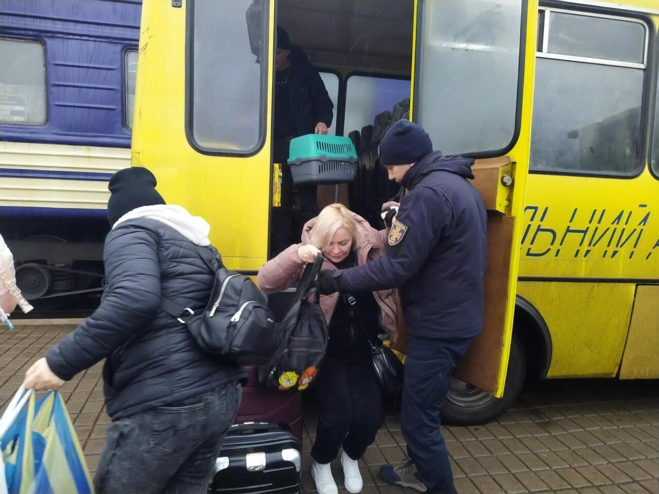 Речь не идет об обязательном выезде