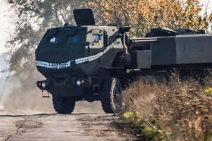 Українські військові знищили живу силу й техніку ворога