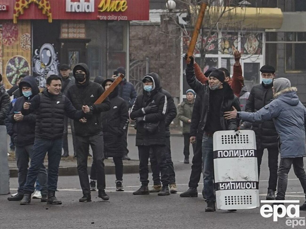 По мнению эксперта, в России могут произойти протесты и борьба властных элит, подобные случившимся в Казахстане
