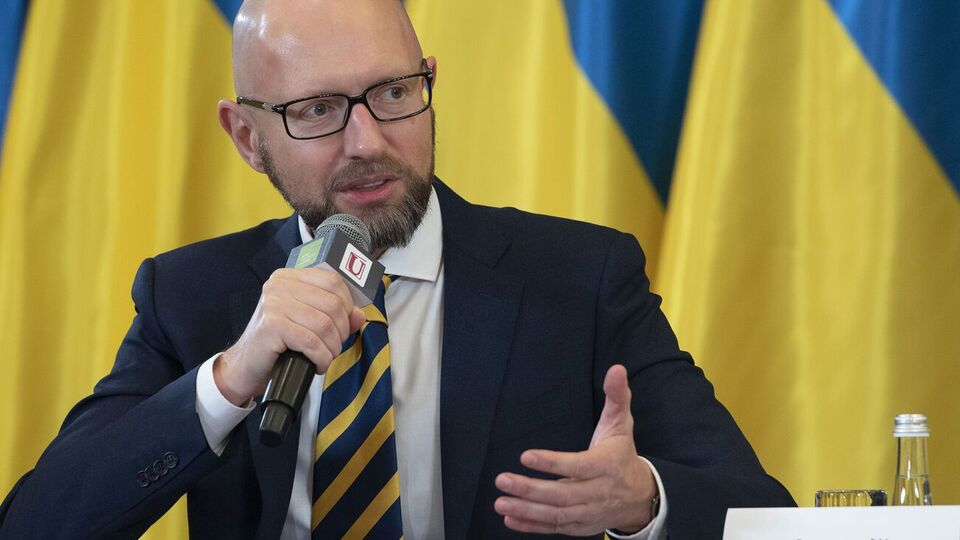 Необхідно посилити санкції та створити окремий міжнародний суд, щоб притягнути РФ до відповідальності