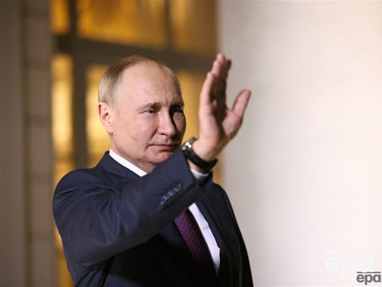 Путін обіймає посаду президента Росії з 2000 року з перервою у 2008–2012 роках, коли був главою уряду