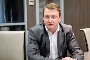 Медведев пугает мир ядерной катастрофой. Ожидания: тебе звонит Байден и предлагает поделить Европу. Реальность: ты звонишь президенту Зимбабве