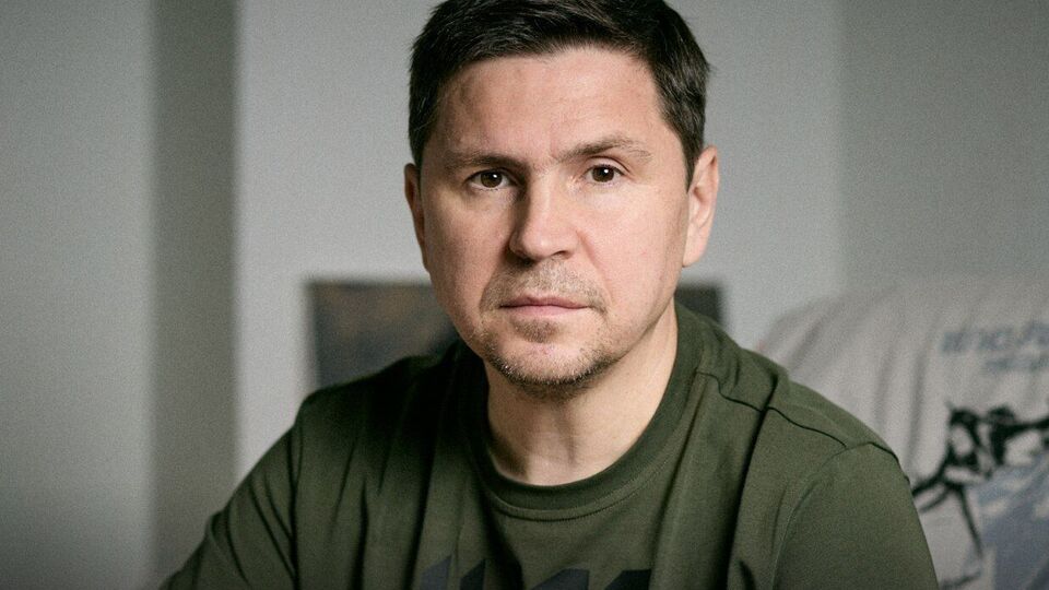 Подоляк: Шантажист із російським корінням завжди поступається тим, хто сильніший і вміє чітко аргументувати непохитну позицію