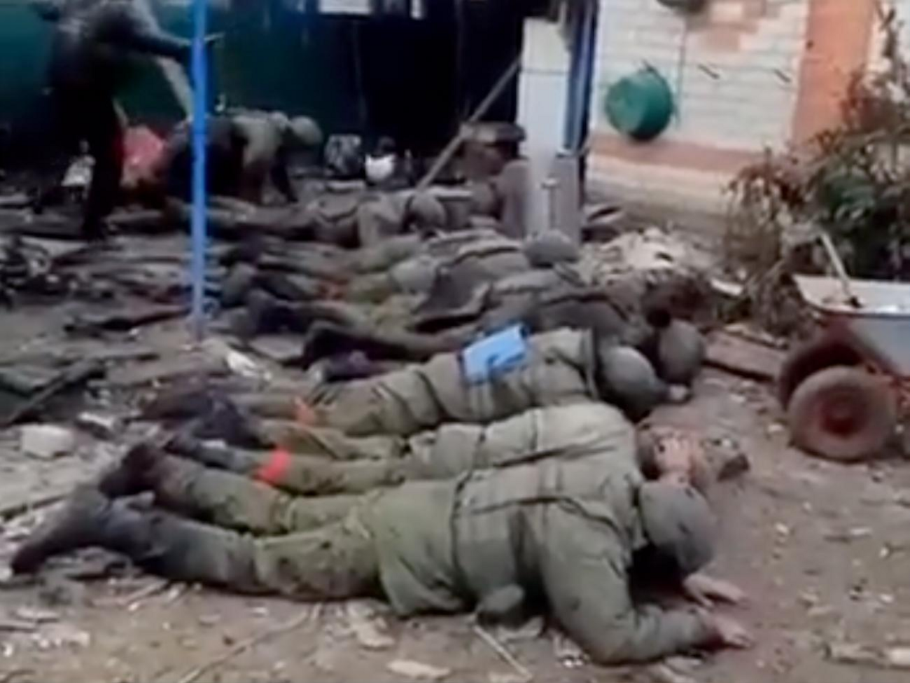Відео з "розстрілом російських полонених" є частиною "інформаційної психологічної операції РФ", заявив Арестович