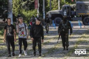 Российские оккупанты с первого урока начали "промывать мозги" детям "российской пропагандой и фейковой историей", указали в Херсонской ОВА 1 сентября