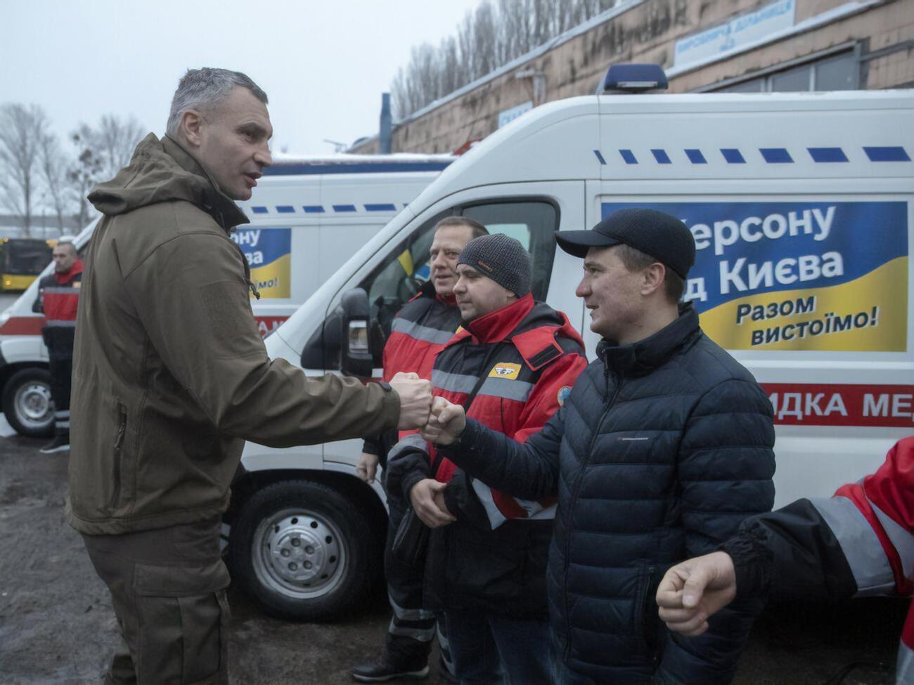 Виталий Кличко:&nbsp;Сегодня сложно всем, но мы должны помогать друг другу. Чтобы вместе выстоять и победить