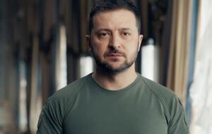 Зеленский: Все увидели, какой у нас народ! Готовы отдать последнее. Готовы стоять до последнего. Не утратили достоинства