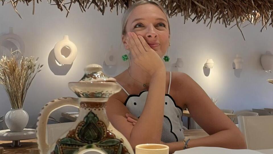 Василиса Фролова стала амбассадором проекта Yoy