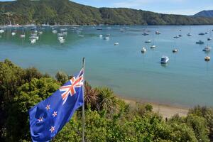 Всего Новая Зеландия ввела санкции в отношении более 1200 российских физических и юридических лиц