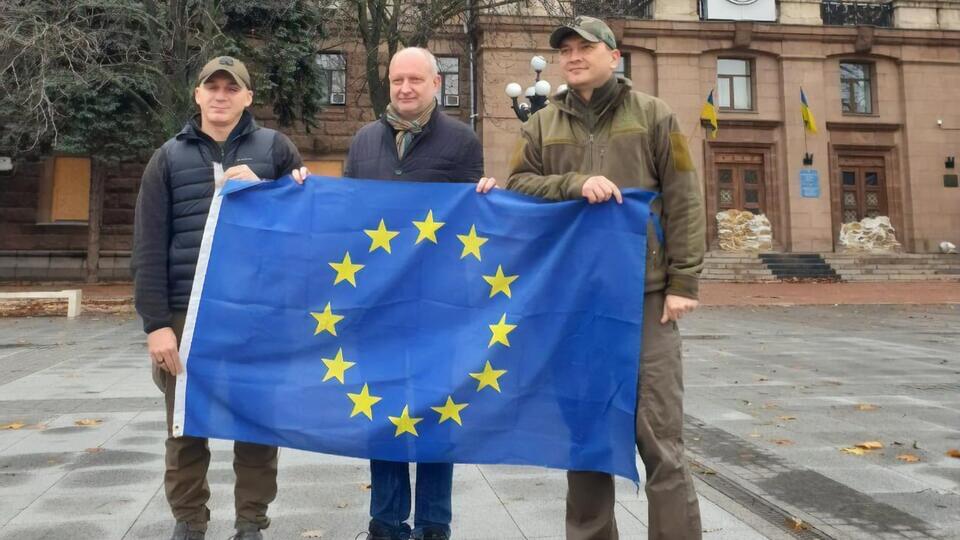Маасикас (по центру) в Николаеве провел встречу с мэром города и главой ОВА