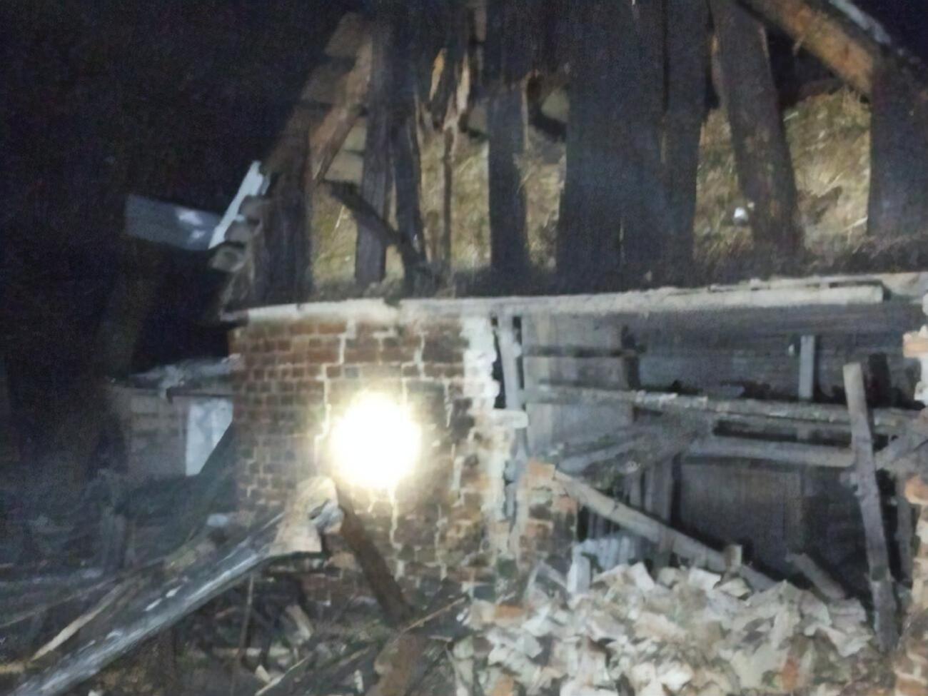 Наразі відомо щонайменше про п'ять суттєво пошкоджених будинків